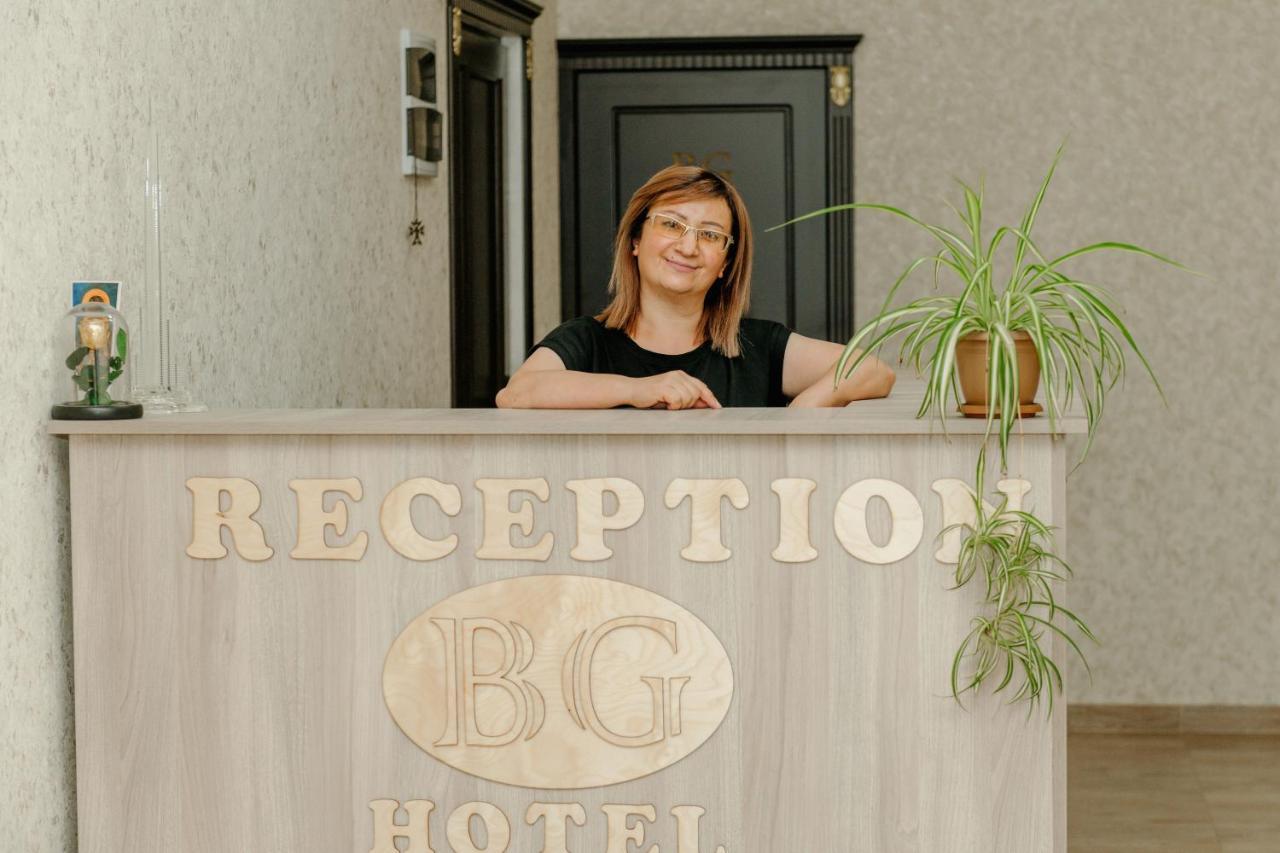 Tigran Hotel By Black & Gold Горис Екстериор снимка